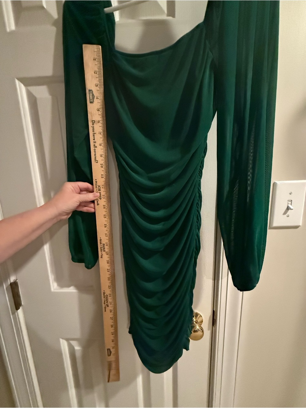 Elegant Green Ruched Long-Sheer Sleeved Dress - Picture 6 of 7